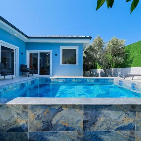Вилла 2 Bedroom With Private Pool *