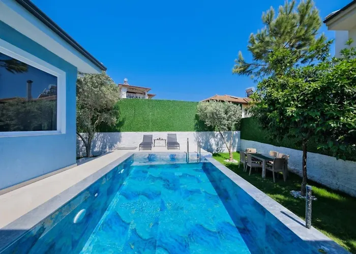 Merkez 2 Bedroom With Private Pool فتحية